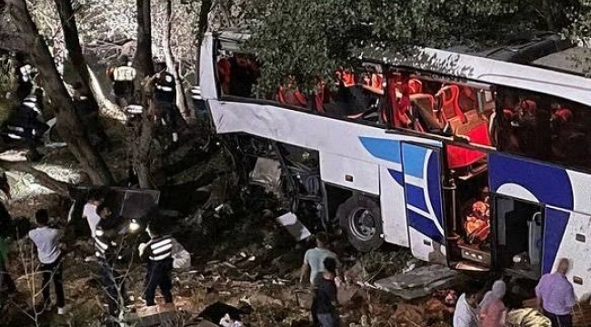 Yozgat'ta yolcu otobüsü kaza yaptı: 11 can kaybı