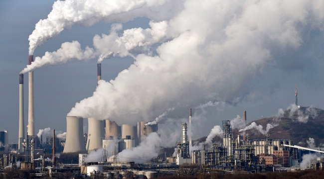 Atmosferde CO2 oranı 144 yılda %45 arttı